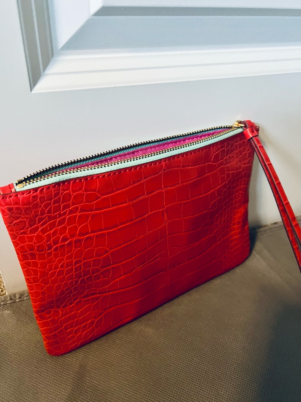 Banana Republic Red Croc-Embossed Clutch - Picture 8 of 11